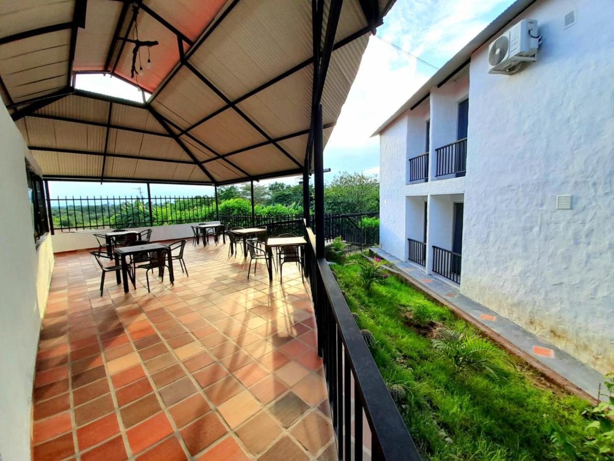 Cosmos Tatacoa Hotel Villavieja Esterno foto